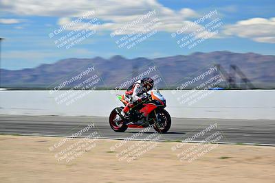 media/Mar-25-2024-Moto Forza (Mon) [[8d4319bd68]]/2-Advanced Group/Session 4 Front Straight Speed Pans/